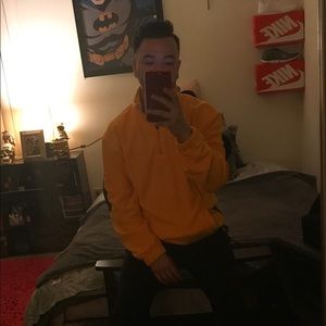 Meet your Posher, Victor